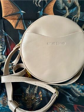 Portland Leather C-Grade Large Circle Crossbody, Smooth Champagne